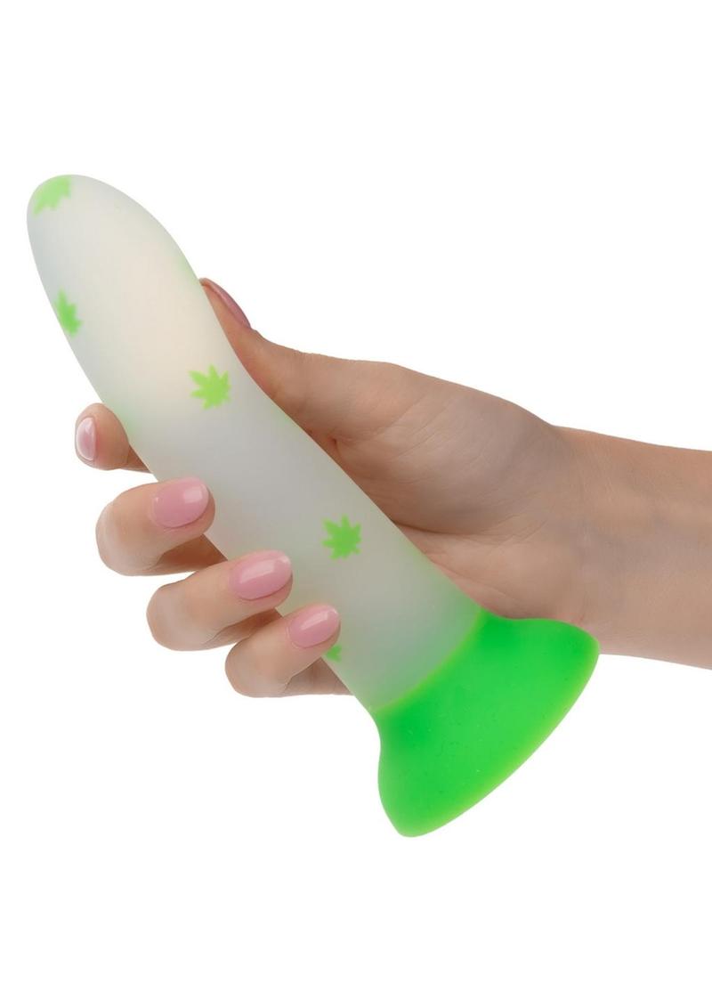 Glow Stick Leaf Silicone Glow In The Dark Dildo with Suction Base - Green